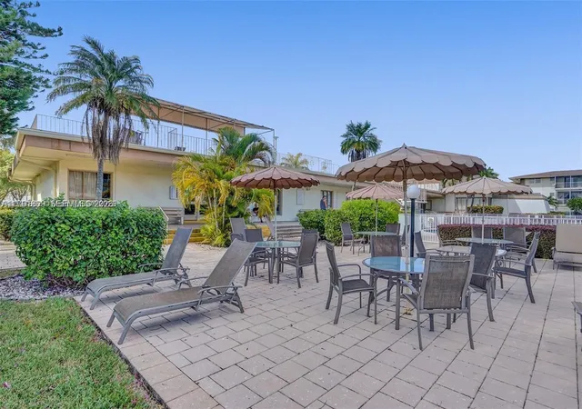 Homes for sale in Miami, FL | 1355 Ne 167Th St, Miami, FL 33162
