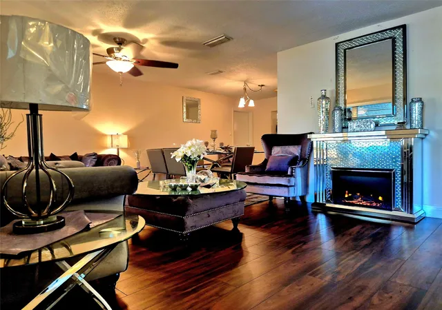Photo 1 of Single family home for sale at 1390 Nw 70th Lane, Margate, FL 33063 | MLS# F10514050 | Listing updated on 2026-10-10