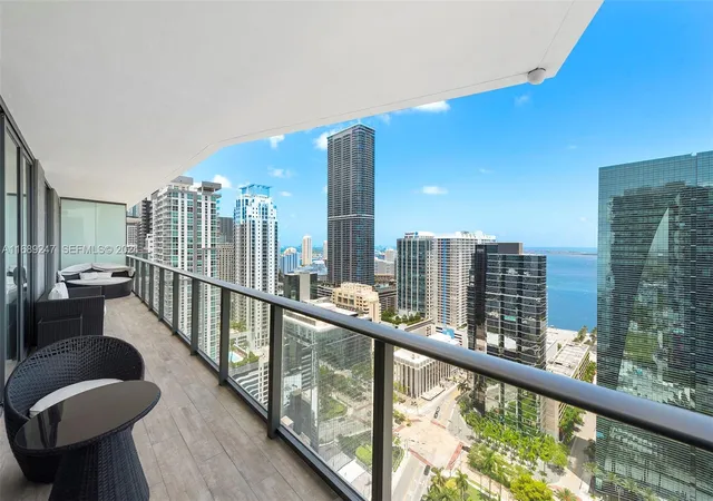 2nd image of 1300 S Miami Ave #3402, Miami, FL 33130 | MLS# A11689247