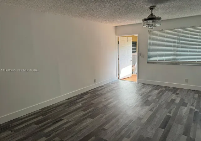image of 10068 Twin Lakes Dr #38F, Coral Springs, FL 33071 | MLS# A11792256
