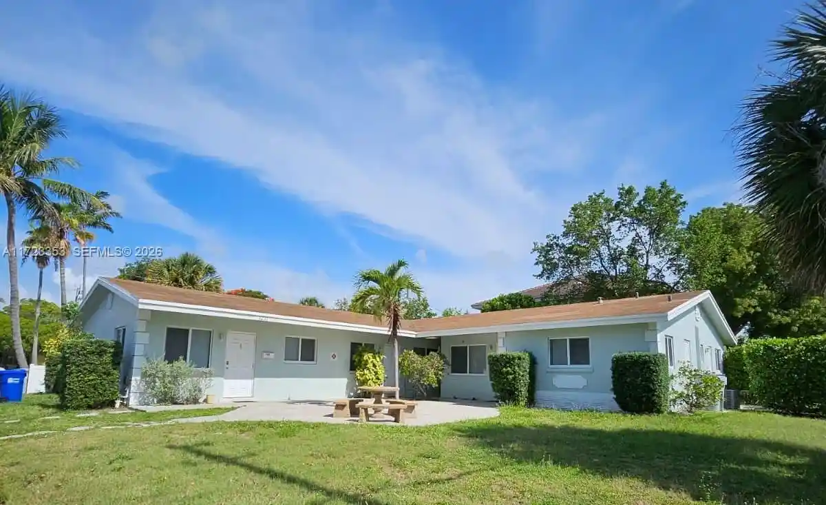 Multi family home for sale at 1231 NE 23rd Avenue, Pompano Beach, FL 33062 | MLS# A11723353