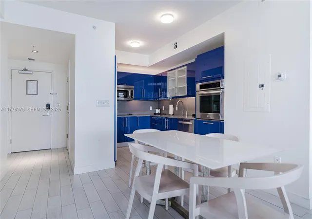 5th image of 3101 Bayshore Dr #1504, Fort Lauderdale, FL 33304 | MLS# A11776378