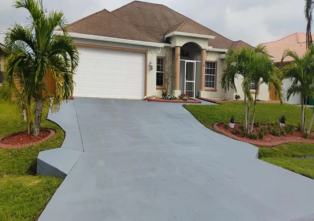 Single family home for sale at 611 Sw Saragossa Ave, Port Saint Lucie, FL 34953 | MLS# R11105132 | Listing updated on 2026-01-14