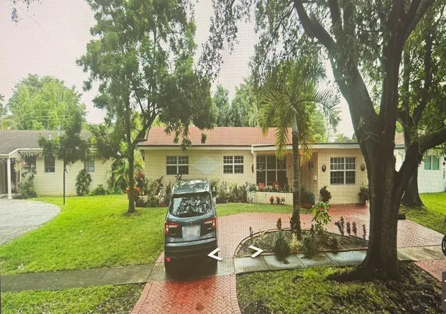 1st image of 5620 Monroe St, Hollywood, FL 33023 | MLS# F10512860
