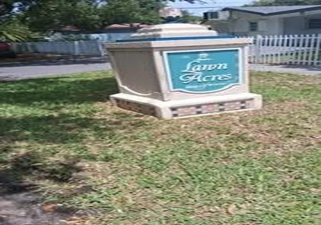2nd image of 5620 Monroe St, Hollywood, FL 33023 | MLS# F10512860