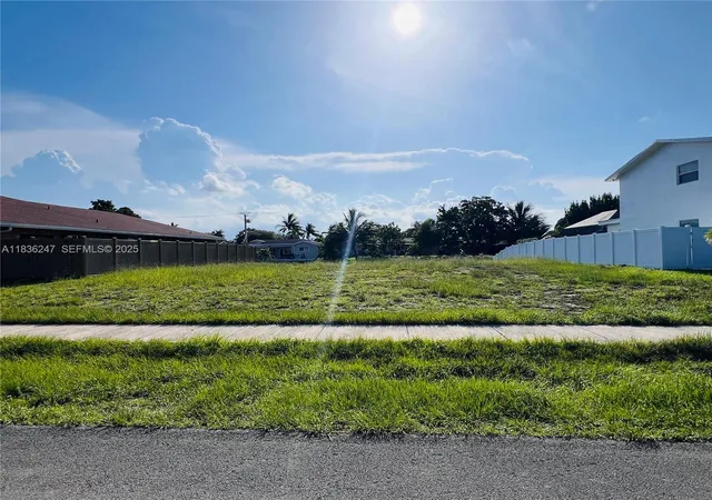 2nd image of 641 Nw 42nd Ave, Coconut Creek, FL 33066 | MLS# A11836247