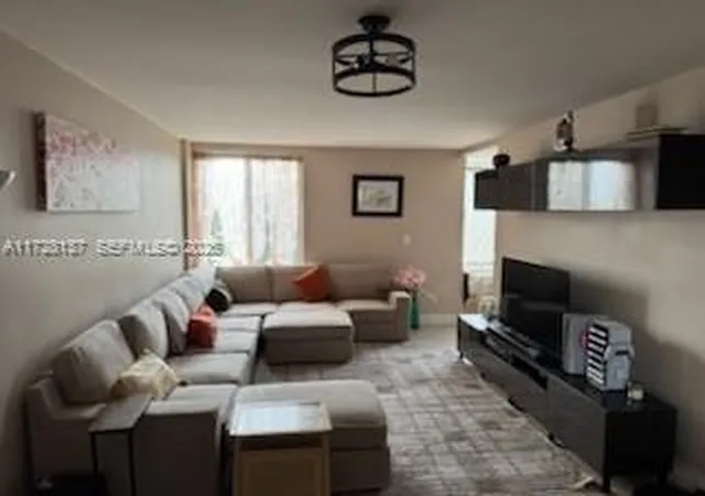 4th image of 250 180Th Dr #455, Sunny Isles Beach, FL 33160 | MLS# A11728137