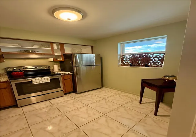 Homes for sale in Lauderdale Lakes, FL | 2800 Nw 47th Ter #403b, Lauderdale Lakes, FL 33313 | MLS# F10483494