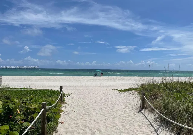 2nd image of 5401 Collins Ave #514, Miami Beach, FL 33140 | MLS# A11838362