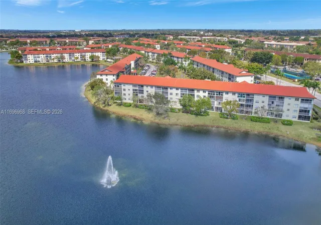 2nd image of 12900 Sw 13Th St, Pembroke Pines, FL 33027