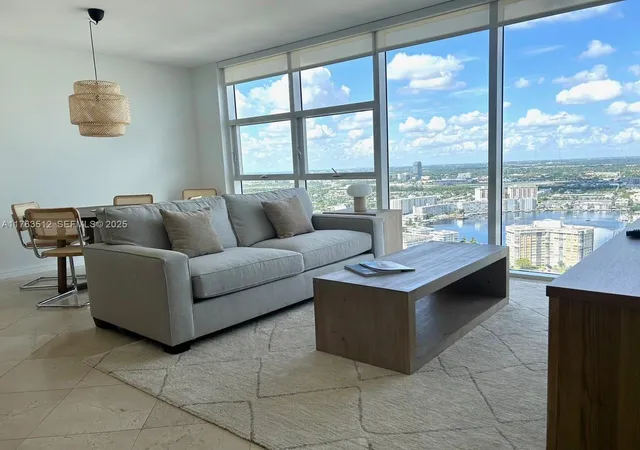 5th image of 1830 S Ocean Dr #3707, Hallandale Beach, FL 33009 | MLS# A11763512