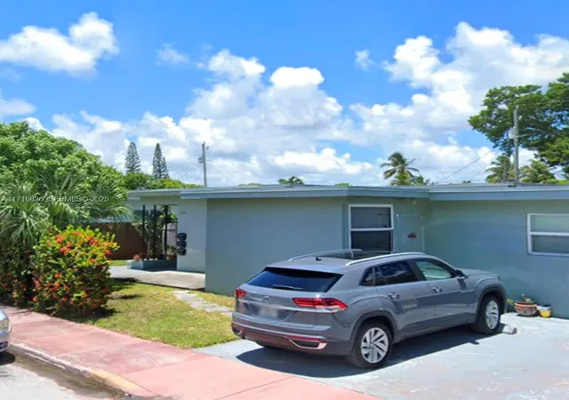 2nd image of 733 81st St, Miami Beach, FL 33141 | MLS# A11716826