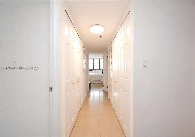 5th image of 1621 Collins Ave #302, Miami Beach, FL 33139 | MLS# A11859888