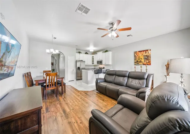 2nd image of 1367 Honey Blossom, Orlando, FL 32824 | MLS# A11846696