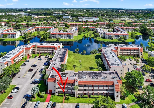 2nd image of 2951 Sunrise Lakes Dr E, Sunrise, FL 33322