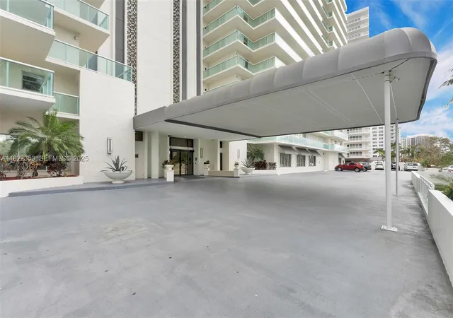 Homes for sale in Fort Lauderdale, FL | 3900 Galt Ocean Dr #506, Fort Lauderdale, FL 33308 | MLS# A11822353