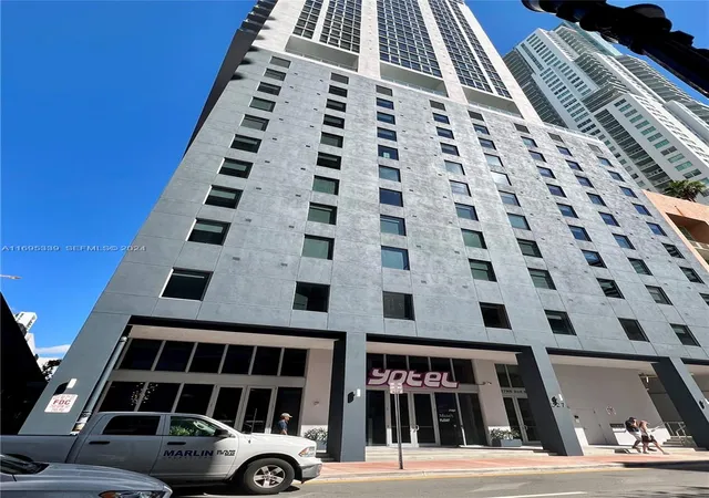 37th image of 227 Ne 2nd St #2613, Miami, FL 33132 | MLS# A11695339
