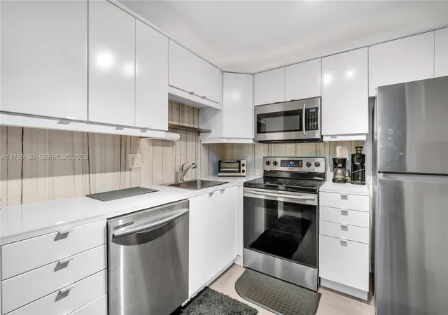 Homes for sale in Pompano Beach, FL | 257 S Cypress Rd #416, Pompano Beach, FL 33060 | MLS# A11785166