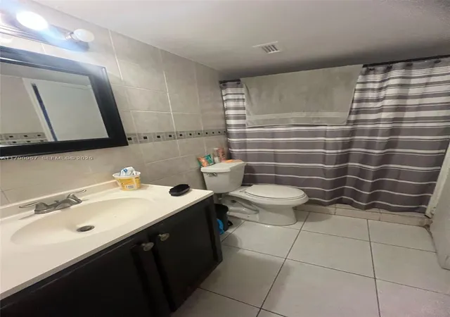 5th image of 482 Nw 165Th St Rd #A203, Miami, FL 33169 | MLS# A11790957