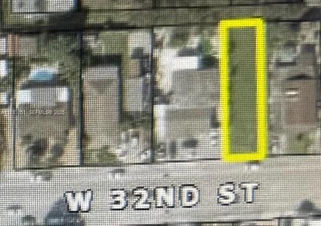 1st image of 137 W 32 St, Hialeah, FL 33012 | MLS# A11793051