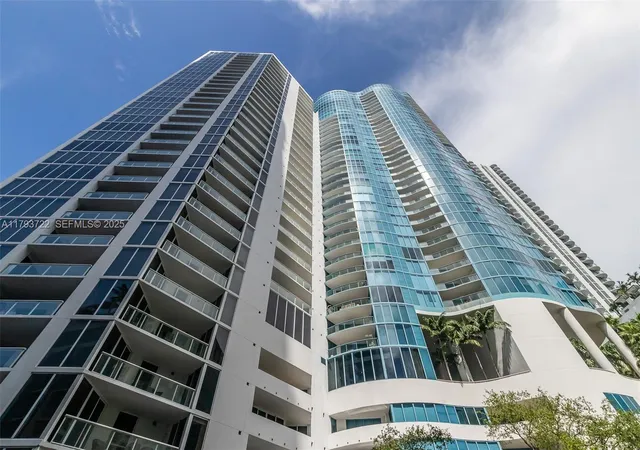 5th image of 333 Las Olas Wy #2401, Fort Lauderdale, FL 33301 | MLS# A11793722