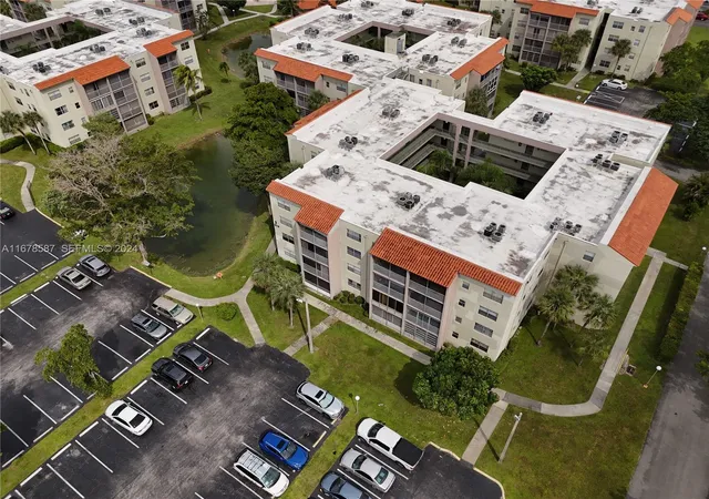5th image of 1820 Sw 81St Ave #3308, Pompano Beach, FL 33068 | MLS# A11678587