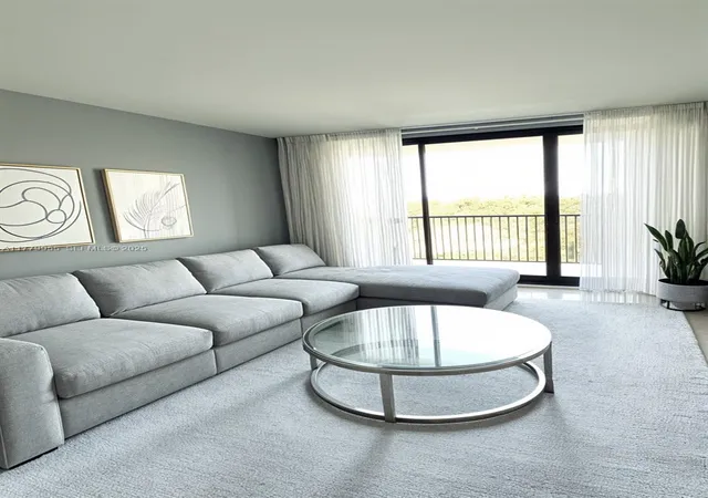 3rd image of 20301 W Country Club Dr #830, Aventura, FL 33180 | MLS# A11779955