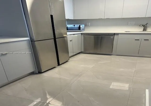 5th image of 20301 W Country Club Dr #830, Aventura, FL 33180 | MLS# A11779955