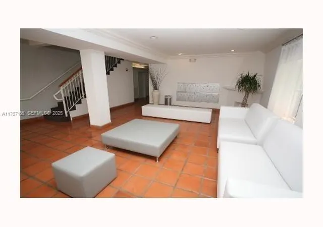 2nd image of 1521 Lenox Ave #101, Miami Beach, FL 33139 | MLS# A11767186