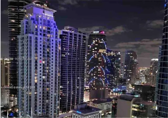 1st image of 1200 Brickell Bay Dr #3924, Miami, FL 33131 | MLS# A11748559