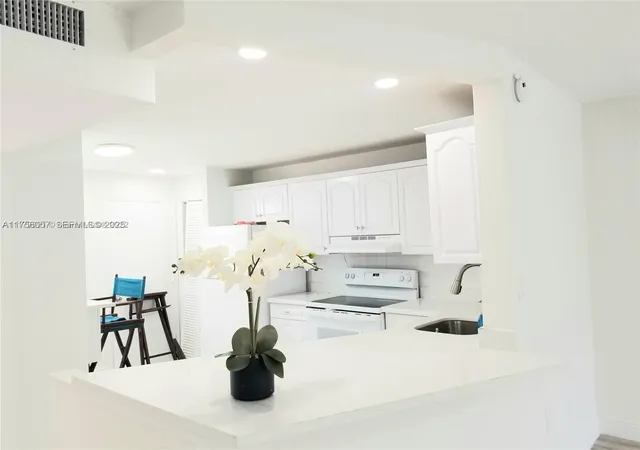 1st image of 1670 Ne 191St St #404-3, Miami, FL 33179 | MLS# A11756057