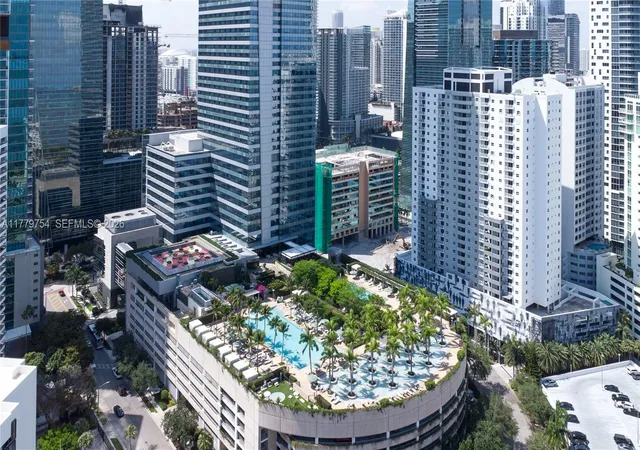 94th image of 1425 Brickell Ave #61E, Miami, FL 33131 | MLS# A11779754