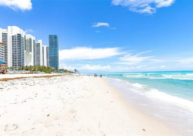 2nd image of 19201 Collins Ave #1022, Sunny Isles Beach, FL 33160 | MLS# A11765182