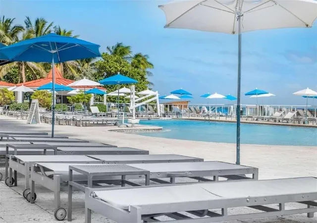 3rd image of 19201 Collins Ave #1022, Sunny Isles Beach, FL 33160 | MLS# A11765182