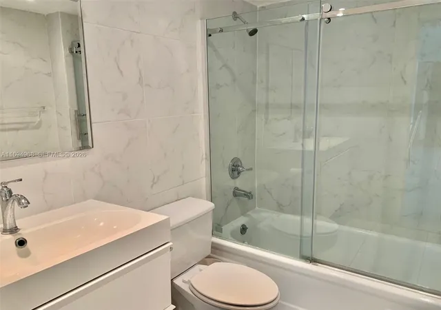 31st image of 1500 S Ocean Dr #17E, Hollywood, FL 33019 | MLS# A11694968