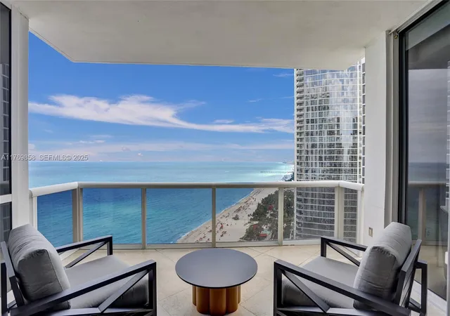2nd image of 18101 Collins Ave, Miami, FL 33160