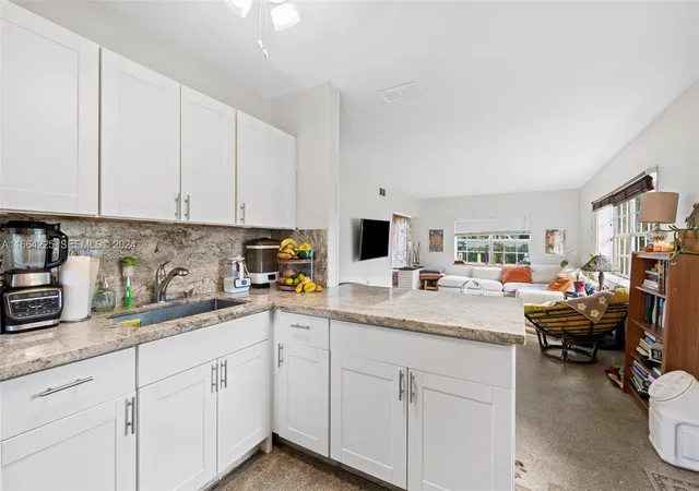 Homes for sale in Fort Lauderdale, FL | 901 Ne 16th Pl, Fort Lauderdale, FL 33305 | MLS# A11664225