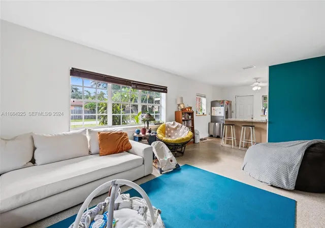 Homes for sale in Fort Lauderdale, FL | 901 Ne 16Th Pl, Fort Lauderdale, FL 33305 | MLS# A11664225