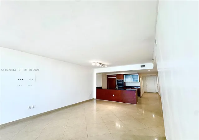 3rd image of 1830 S Ocean Dr #4711, Hallandale Beach, FL 33009 | MLS# A11680814
