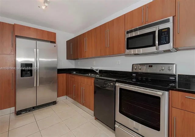 3rd image of 3001 S Ocean Dr #1001, Hollywood, FL 33019 | MLS# A11751964