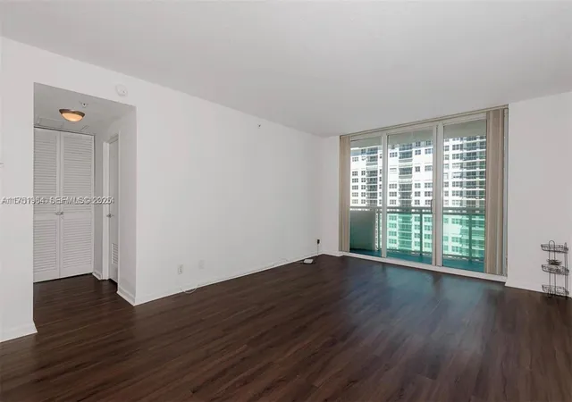 4th image of 3001 S Ocean Dr #1001, Hollywood, FL 33019 | MLS# A11751964