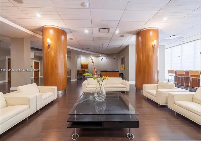 5th image of 3001 S Ocean Dr #1001, Hollywood, FL 33019 | MLS# A11751964