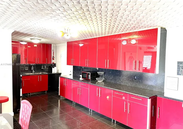 3rd image of 200 178Th Dr #609, Sunny Isles Beach, FL 33160 | MLS# A11744695