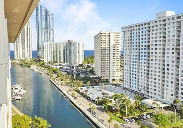 2nd image of 400 Kings Point Dr #1607, Sunny Isles Beach, FL 33160 | MLS# A11772226