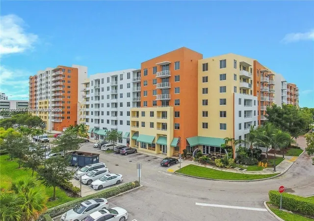 1st image of 2775 Ne 187Th St #326, Miami, FL 33180 | MLS# A11775074