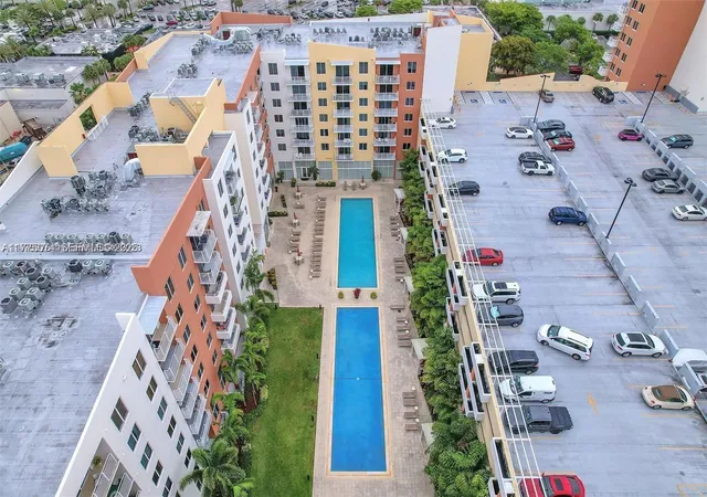 4th image of 2775 Ne 187Th St #326, Miami, FL 33180 | MLS# A11775074