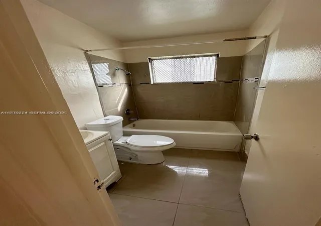 5th image of 756 Nw 5Th St, Hallandale Beach, FL 33009 | MLS# A11779224
