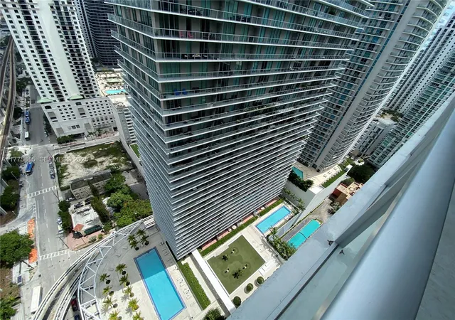 1st image of 79 Sw 12 St #3810S, Miami, FL 33130 | MLS# A11775615