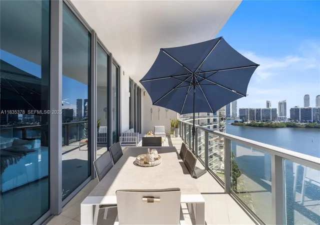 4th image of 3250 Ne 188Th St #LPH02, Miami, FL 33180 | MLS# A11835378