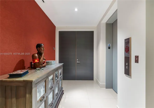 5th image of 3250 Ne 188Th St #LPH02, Miami, FL 33180 | MLS# A11835378